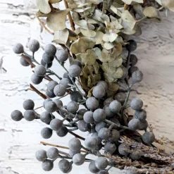 Chic Antique Fleur Kranz mit Eukalyptus Lavendel und Beeren