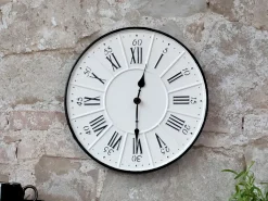 Chic Antique Wanduhr Vintage Look