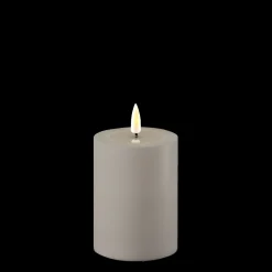 Deluxe Homeart LED Real Flame Outdoor Stumpenkerze grau