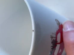 Krasilnikoff Happy Mug, Driving Home for Christmas, Red