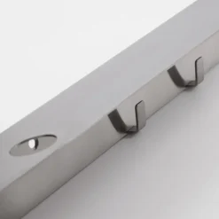 Meraki Regal mit Flaschenhalterung und Hakenleiste