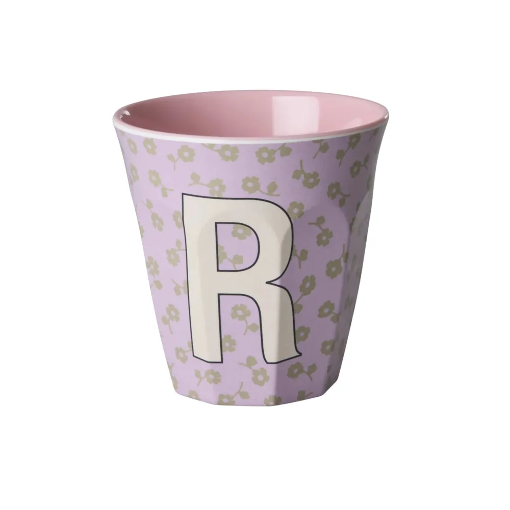 RICE Buchstaben-Becher mit Blumen Medium